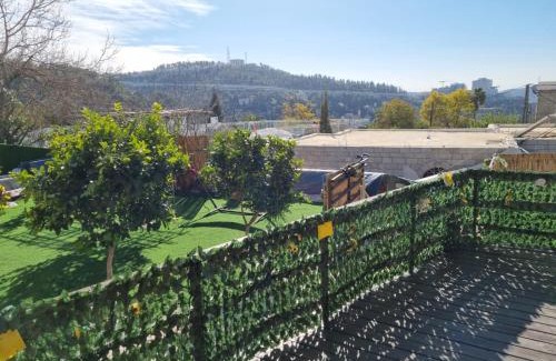 Ein Karem Appartement | קסם עין כרם