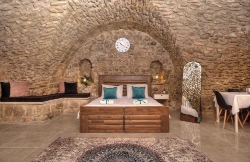 Artists Colony Hôtel | קשתות - מתחם אבן בצפת העתיקה - Kshatot - Stone Complex in Old Tzfat