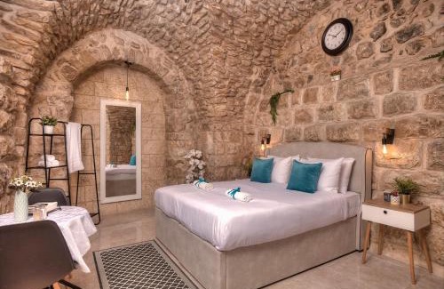 Artists Colony Hôtel | קשתות - מתחם אבן בצפת העתיקה - Kshatot - Stone Complex in Old Tzfat