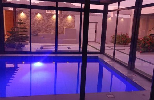 Sayq Chalet De Ski | استراحة رافلز
