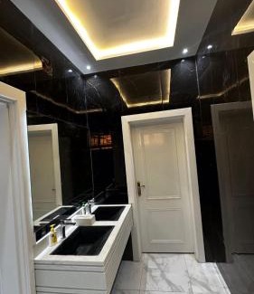 Al Bahah Appartement | استراحة ومزرعة المعكس
