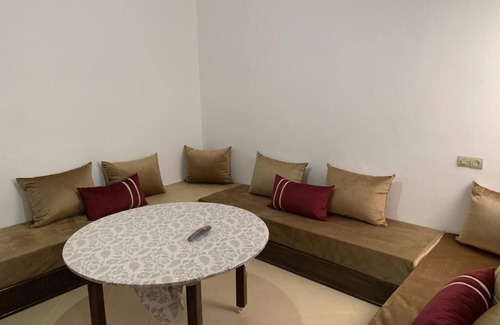Beni Ansar Appartement | العقارية One-Bedroom Apartment