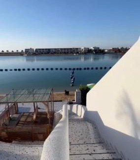 Durrat Al-Arous Chalet De Ski | درة العروس شاليه علوي فاخر في شاطئ البرادايس