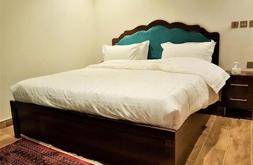 Sari Street Maison | درة العروس