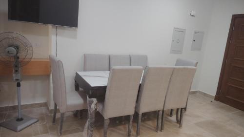 Al Alamayn Appartement | شاليه بالحى الاتينى غرفتين مفروش جديد بعدد 2 تكييف متنقل