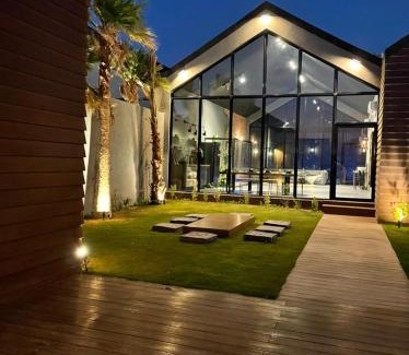 Buraydah Chalet De Ski | شاليه كوتج