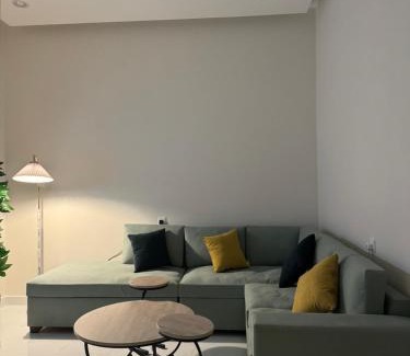 Hafr Al Batin Appartement | شقة بصالة وغرفة نوم ودورة مياة