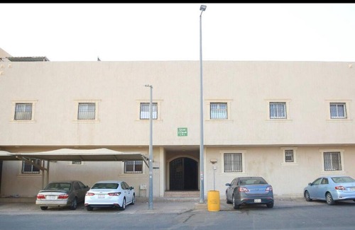 Ar Rass Appartement | شقة جديدة بالرس مع وجود موقف مظلل للسيارة