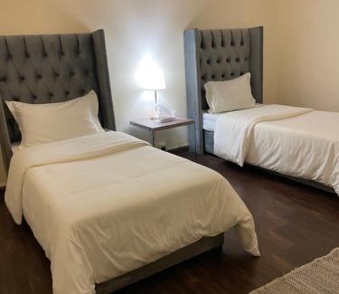 Riyad Al Khabra Appartement | شقة فندقية غرفتين نوم وغرفة معيشة ومدخل خاص وباركنج سيارة