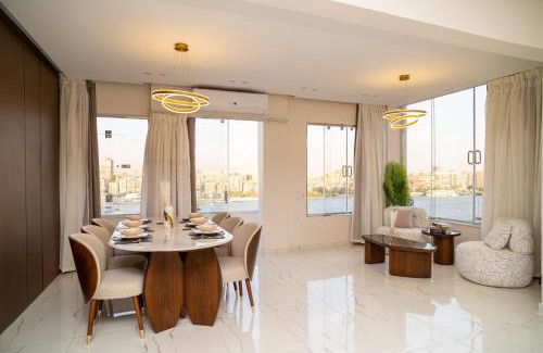 Oula Appartement | شقة فندقية مطلة عالنيل بجوار فندق الفورسيزون