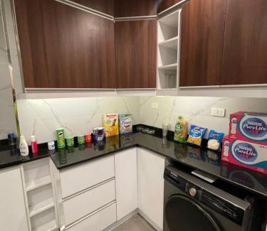 Al Duqqi Appartement | شقة فندقيه للإيجار اليومي او الشهري