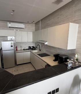 Dammam Appartement | شقة مع بلكونة جانبية ع البحر