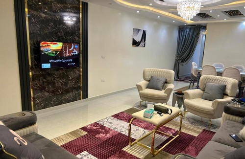 Al Duqqi Appartement | شقة مفروشة الترا سوبر لوكس فيصل الرئيسي
