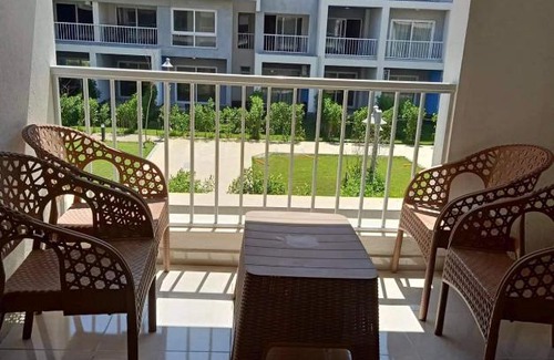 Al-Hamul Appartement | شقة من غرفتين و2حمام وصالون ومطبخ مجهز بالكامل ومكيف