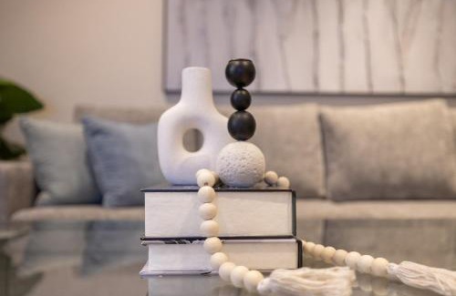 Riyadh Appartement | شقه 6 فاخره ثلاث غرف نوم وجلسه خارجيه صغيرة