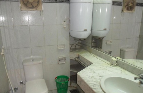 Al Duqqi Appartement | عقار