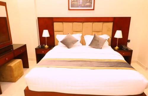 Ar Rass Appartement | فندق الأفنيوز بالرس