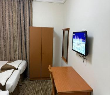 Al Aziziyah Hôtel | فندق زاد المسافر المحبس