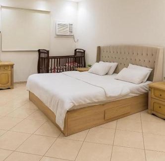 Taif Appartement | وسام شقة كبيرة 4 غرف نوم وصالة وشرفة-بلكونة- Large apartment with 4 bedrooms, a living room and a balcony