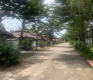 Yasothon Hôtel | กอข้าว รีสอร์ท
