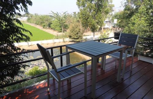 Sakae Krang Station Balnéaire | บ้านกลางเกาะ รีสอร์ท