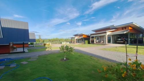 Suan Phueng Maison | บ้านน้ำผึ้งโฮมสเตย์
