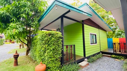 Kamphaeng Saen Maison | บ้านสวนชมจันทร์ กำแพงแสน