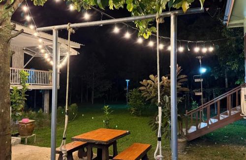 Ban Na Faek Maison | บ้านสวนริมธาร โฮมสเตย์ ท้ายเหมือง พังงา