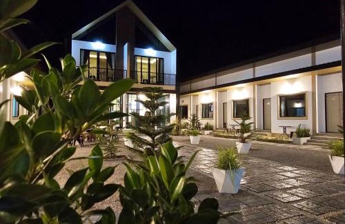 That Phanom Maison | บ้านโอบอ้อม