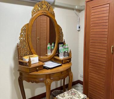 Bang Pa-in Maison | บ้านไทยไออุ่น