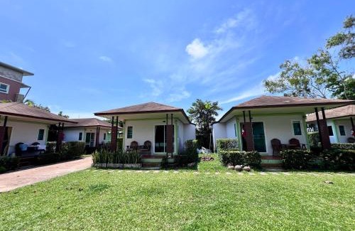 Pathio Station Balnéaire | พายเนอรี รีสอร์ท @แหล่มแท่น (Pinery Resort)