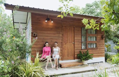Nam Pat Maison | พายิ้มฟาร์มสเตย์