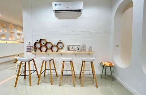 Khlong Kha Chen Hôtel | มินิมอลโฮลเทล