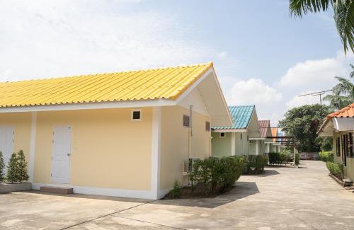 Sam Wa Tawan Ok Maison | ลีลา รีสอร์ท