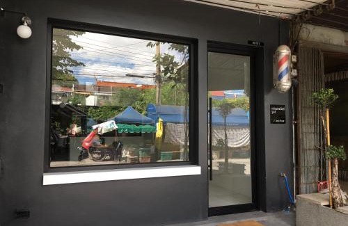 Khlong Nung Maison | เจริญพาณิชย์ รูมส์