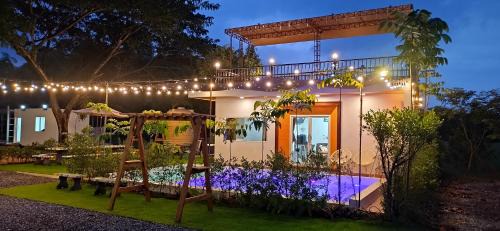 Wihan Daeng Villa | ใจฟูฟู พูลวิลล่า