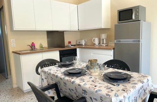Saint-Medard-d'Aunis Appartement | ღ Les Lauriers Roses - Calme, Terrasse & Parking