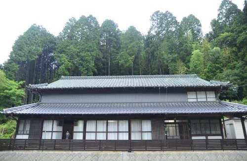Ena Maison | なな光 一軒家貸切古民家 仲間と家族と周りを気にせず楽しめる