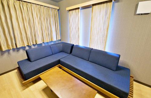 Asato Appartement | メイスン倶楽部 安里 3階