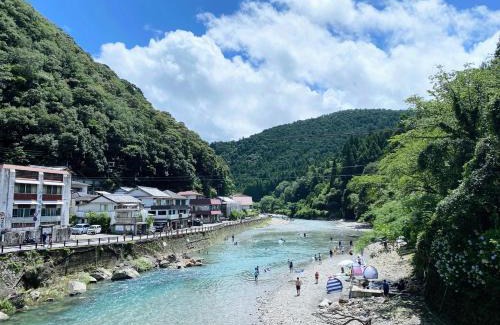 Kawayu Hot Springs Maison | 一棟貸し民宿 川湯の家