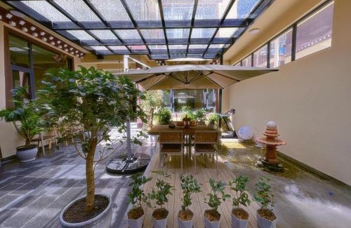 Shangri-La Maison | 云硕客栈