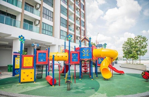 Seri Kembangan Appartement | 位于Amerin购物中心上方的舒适3卧室宽阔公寓(无线网络免费停车位)