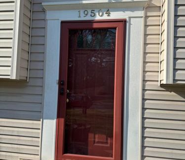 Montgomery Village Maison | 大卧室1.8米宽大床
