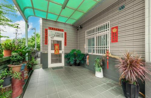Puli Maison | 山水桃米旅店