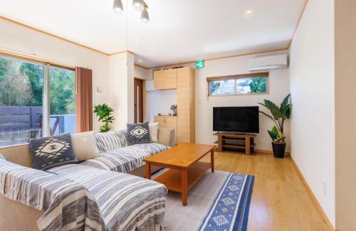 Nakama Maison | 新規オープンセール ビーチ徒歩7分 恩納村長期滞在 観光におすすめ A Blue house