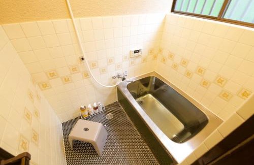 Hidaka Appartement | 日高貸家