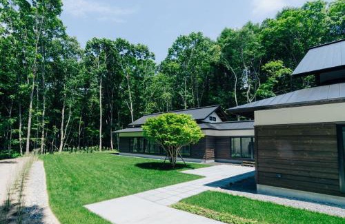 Atsuma Hôtel | 森のオーベルジュ 三 みつ - 旧 森厚真hotel CHUPKI -