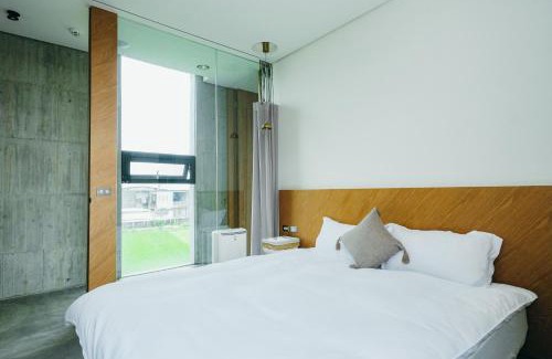 Dongshan Maison | 樹墅Villa宜蘭寵物友善包棟民宿丨溜滑梯丨烤肉丨Switch
