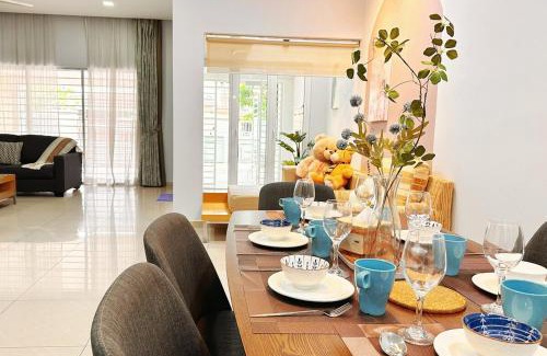 Gua Maison | 熊梦 Bear story Guest house 5min aeons2 4r3b 12PAX