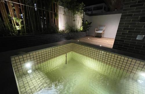 Qingyuan Maison | 英德棠苑四合院